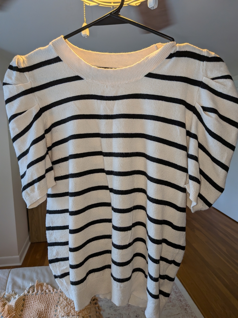 Striped Puff-Sleeve Knit Top - White & Black